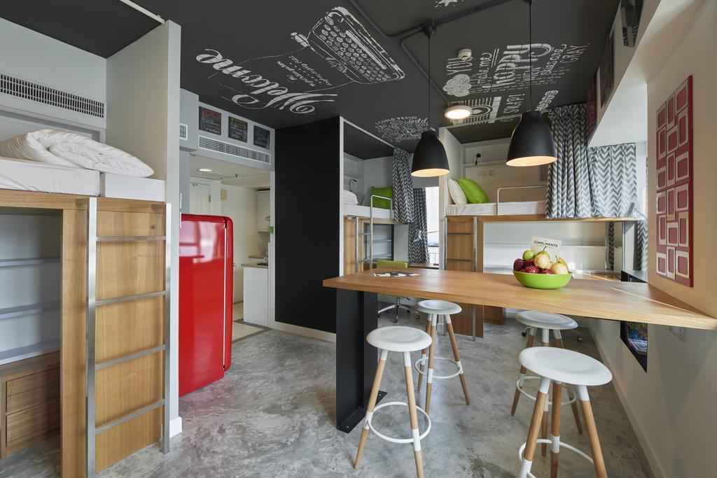 Commune Hostel